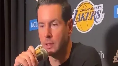 [NBA]斯潘塞巧妙传球，克拉克绝杀上篮上演精彩2+1戏码